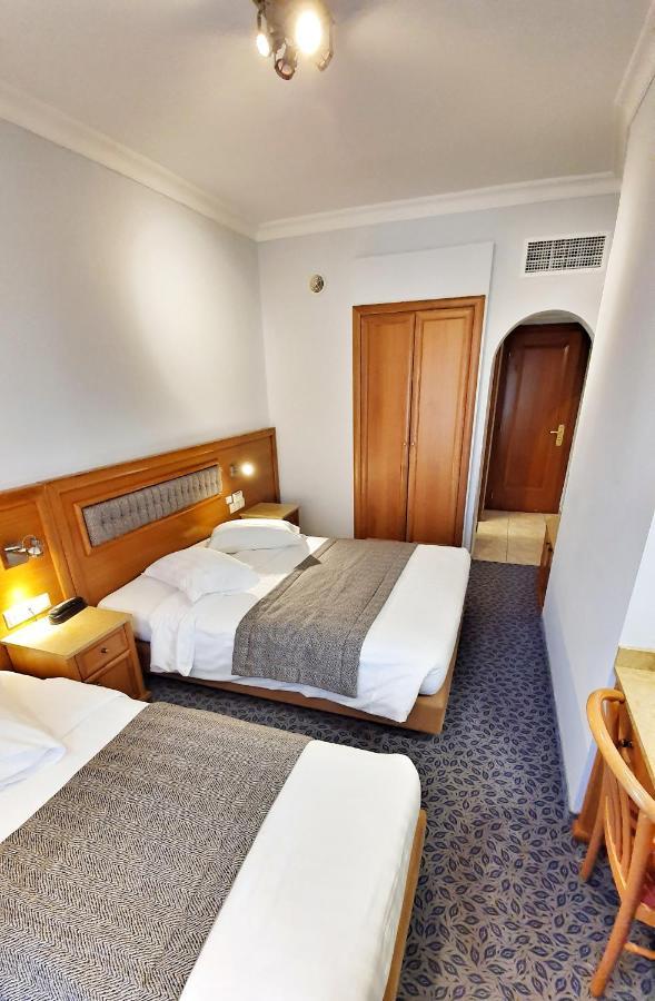 Noufara Hotel Piraeus
