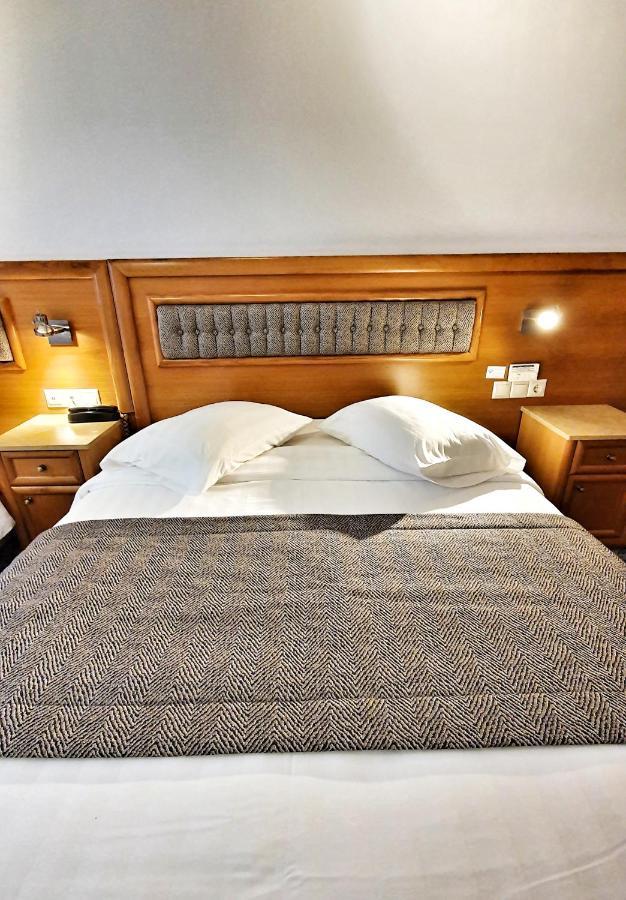 Hotel Noufara Piraeus